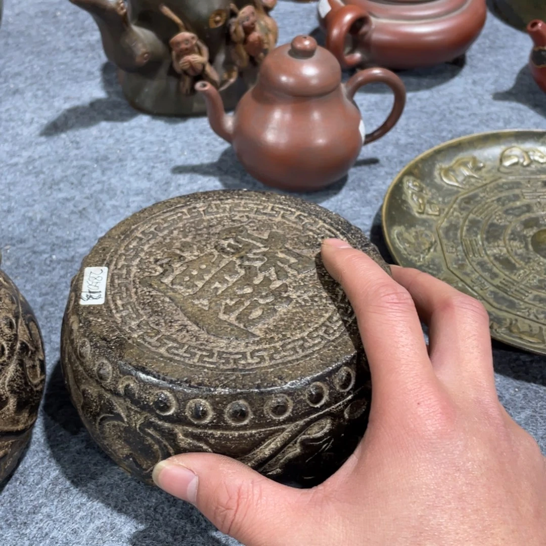 社***爷石材一个人的时候就