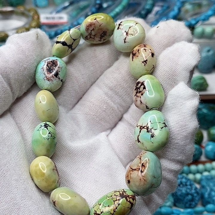 绿松石未镶嵌天然原矿 地大质检