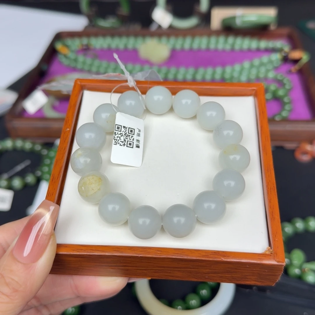 和田玉未镶嵌手链