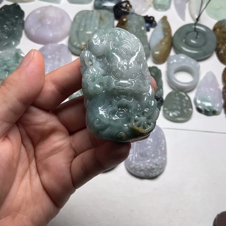 翡翠未镶嵌颈饰龙牌36