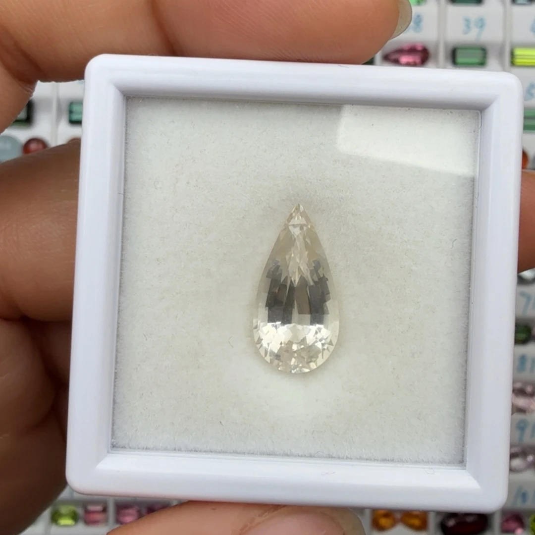 绿柱石裸石天然5.06克拉