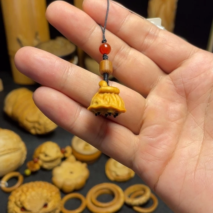 竹类把件小小莲蓬