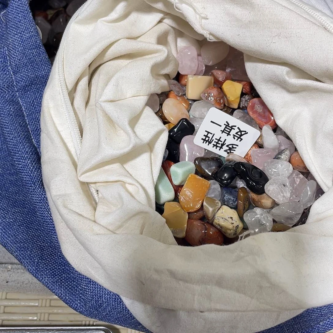 水晶摆件……未镶嵌8斤