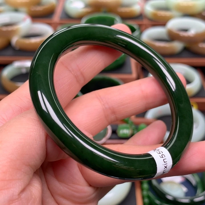 和田玉（碧玉）手镯未镶嵌57