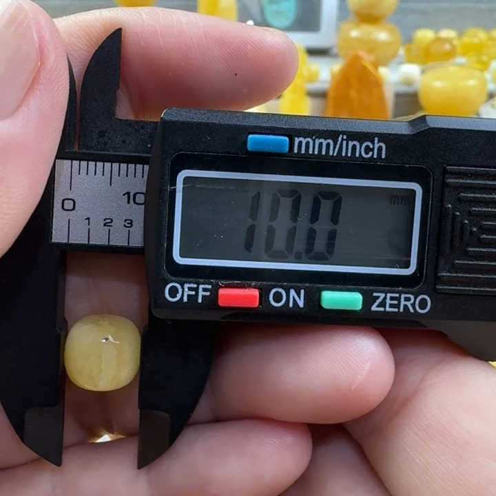 未镶嵌琥珀裸石13杂