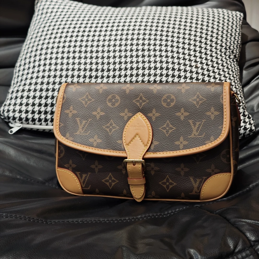 99新 LouisVuitton/路易威登 奢品阁/LV/老花/法棍包 黑色肩带