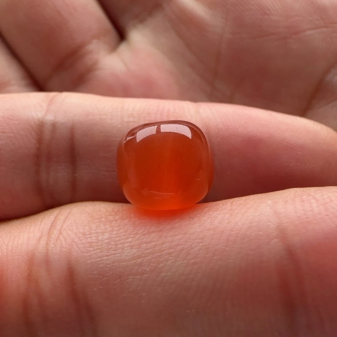 南红玛瑙未镶嵌老型9.8×8.7