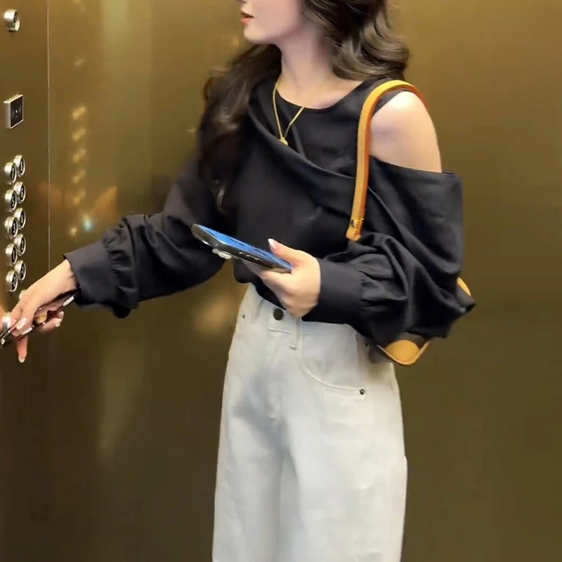 法式气质超好看不规则露肩长袖衬衫女秋季别致时尚百搭设计感上衣