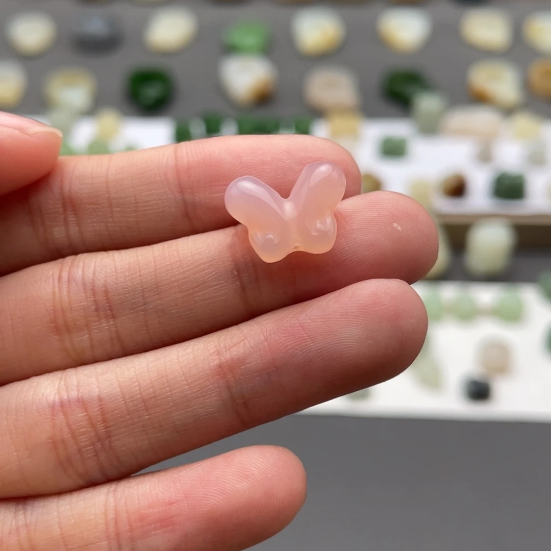 南红玛瑙吊坠合金小*雯