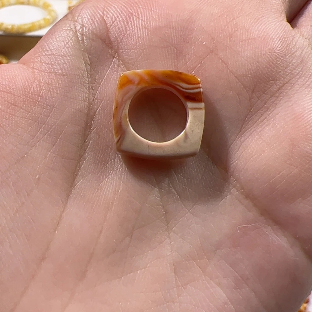 琥珀未镶嵌珠宝奇石橘沁瓷白妖花方形跑环