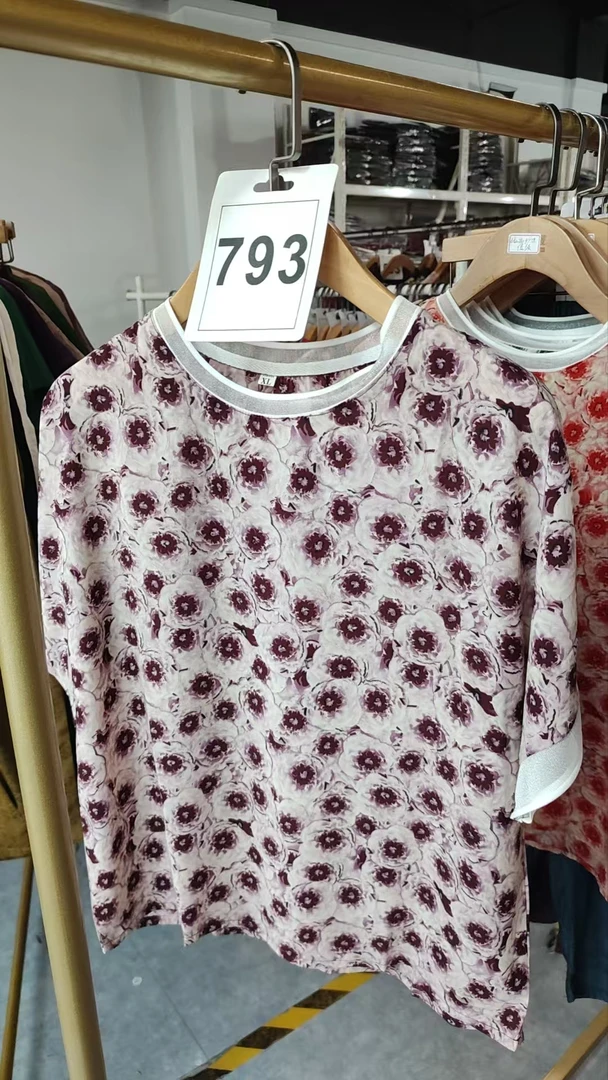 793-短袖夏季休闲风洋气常规大码时尚T恤薄款印花