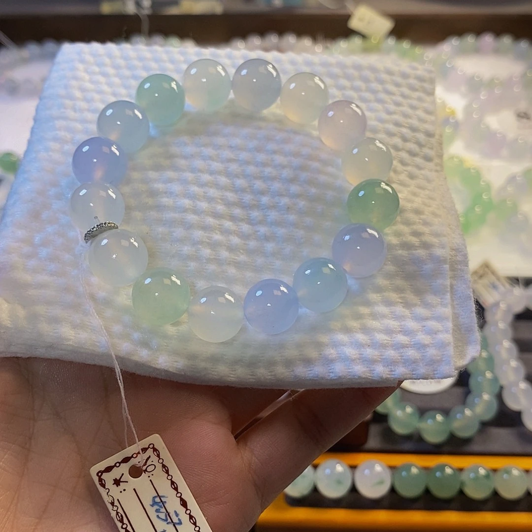 定制翡翠未镶嵌翡翠.