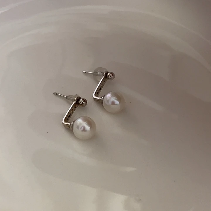 银S925镶嵌淡水珍珠耳饰