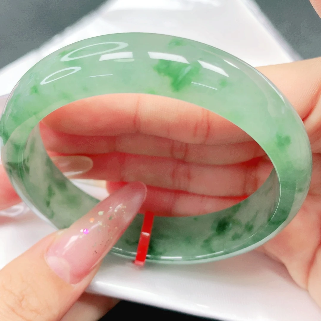 翡翠未镶嵌手镯57