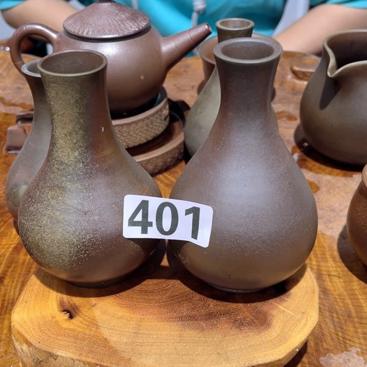 瓶：****…钦州陶缘坭兴陶401