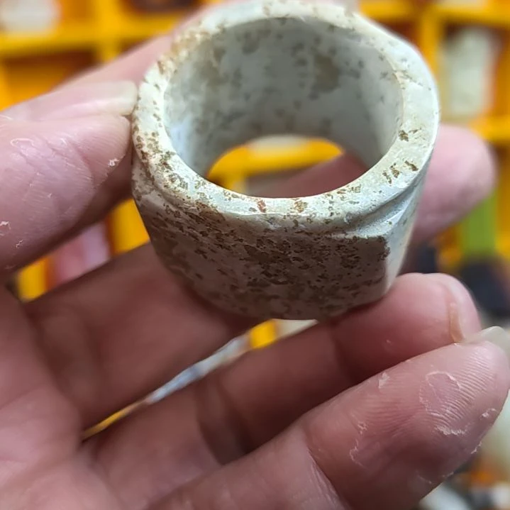 和田玉（糖玉）未镶嵌挂件