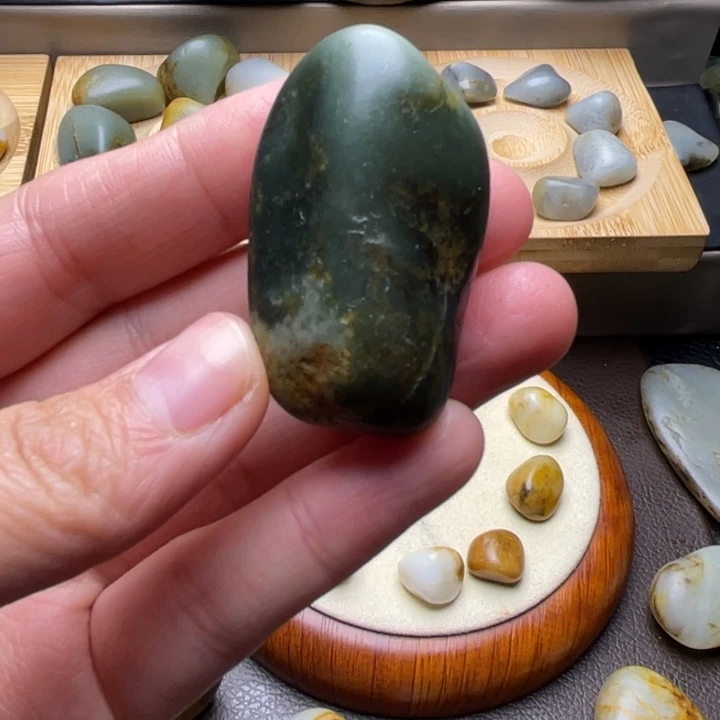 和田玉未镶嵌颈饰7