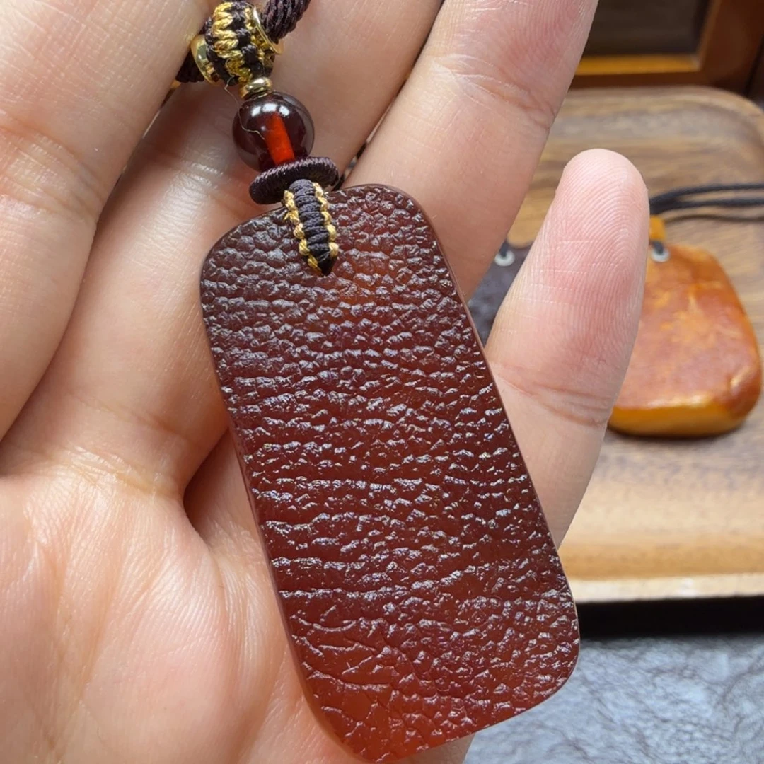 未镶嵌吊坠(赠链)琥珀