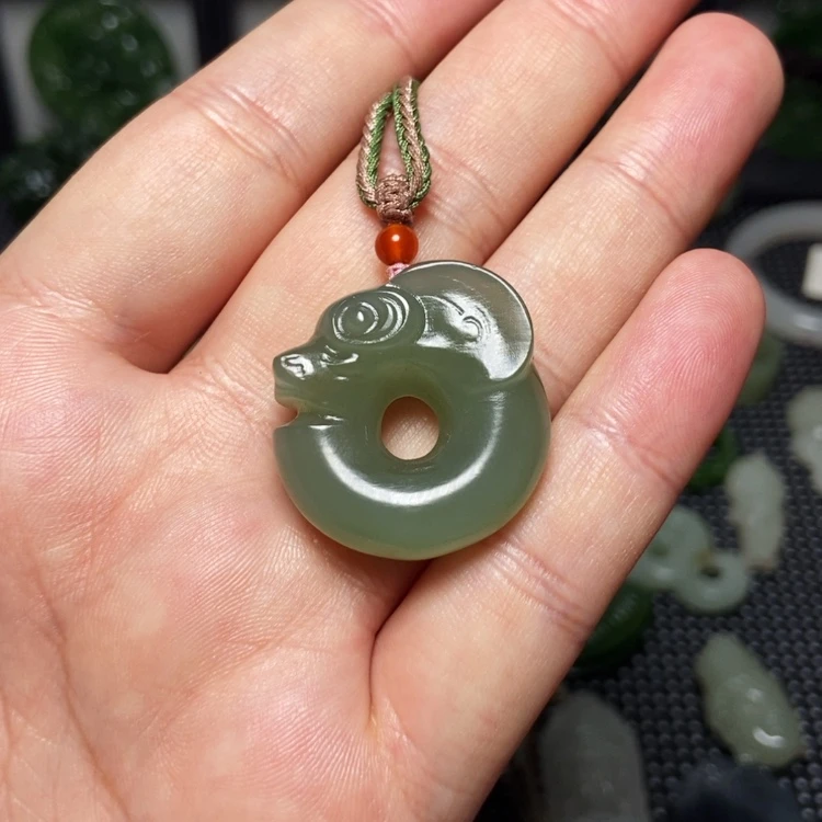 【闪购商品】和田玉颈饰未镶嵌