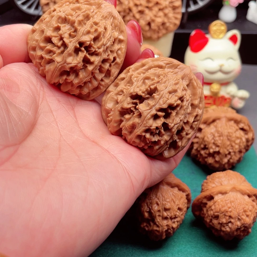 【闪购商品】吊坠桃核玉麒麟43尺已打底88号