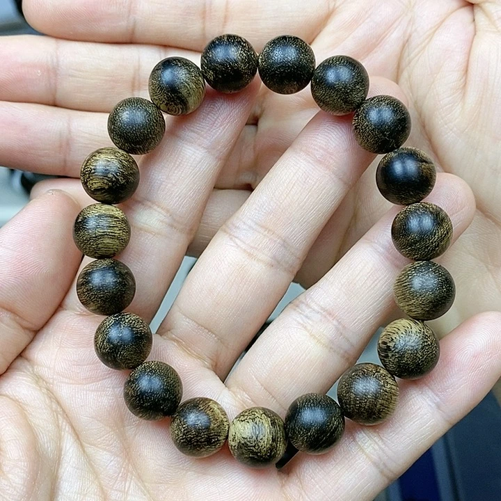 沉香沉香碎屑越南芽庄白棋楠