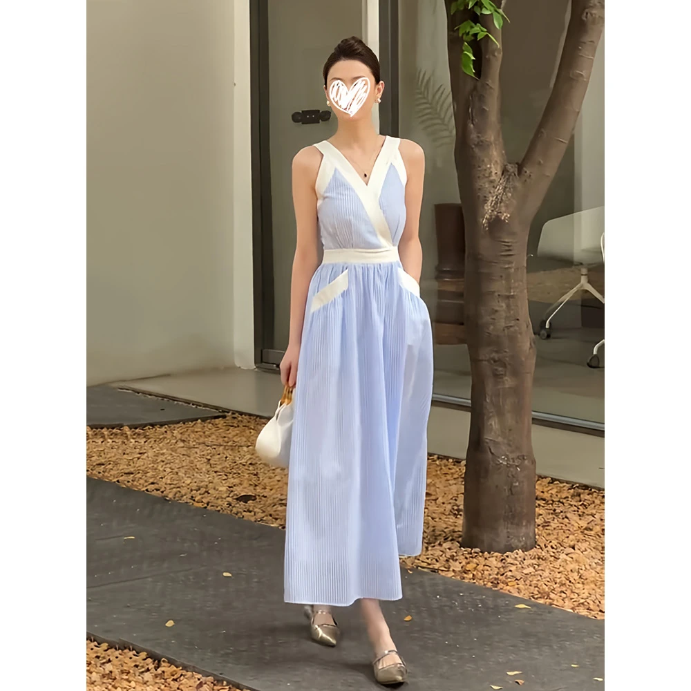 奚梦瑶同款夏季小众设计感收腰显瘦无袖条纹V领连衣裙洋气衣服女