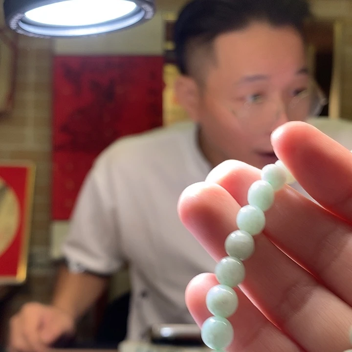 颈饰未镶嵌翡翠　1111