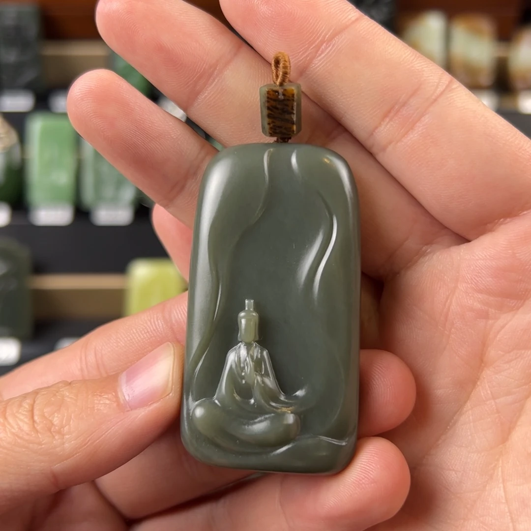 和田玉挂件未镶嵌拉***多