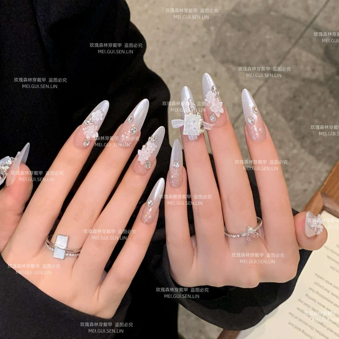 白莲 玫瑰森林浪漫法式高定婚甲指尖梦幻渐变猫眼长款手工穿戴甲