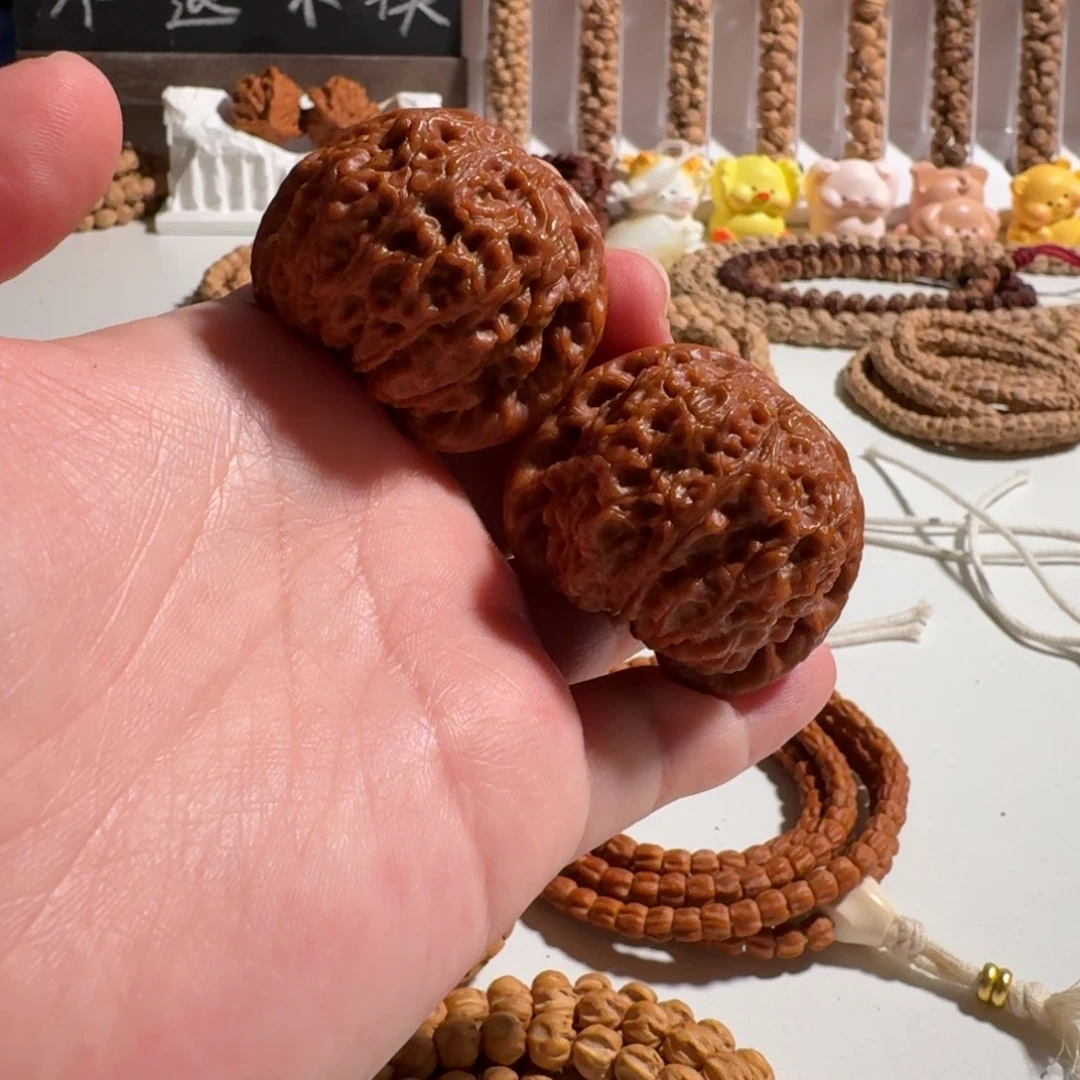 W***$把件桃核血麒麟42有修