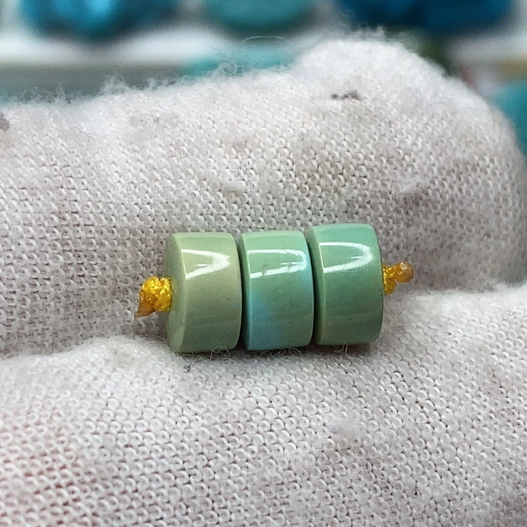 绿松石未镶嵌原矿绿松石地大质检