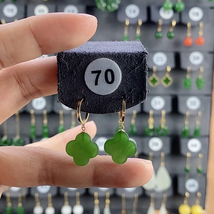 和田玉耳饰18K金镶嵌