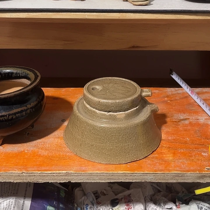 得***家茶盏一个越窑的磨盘88888