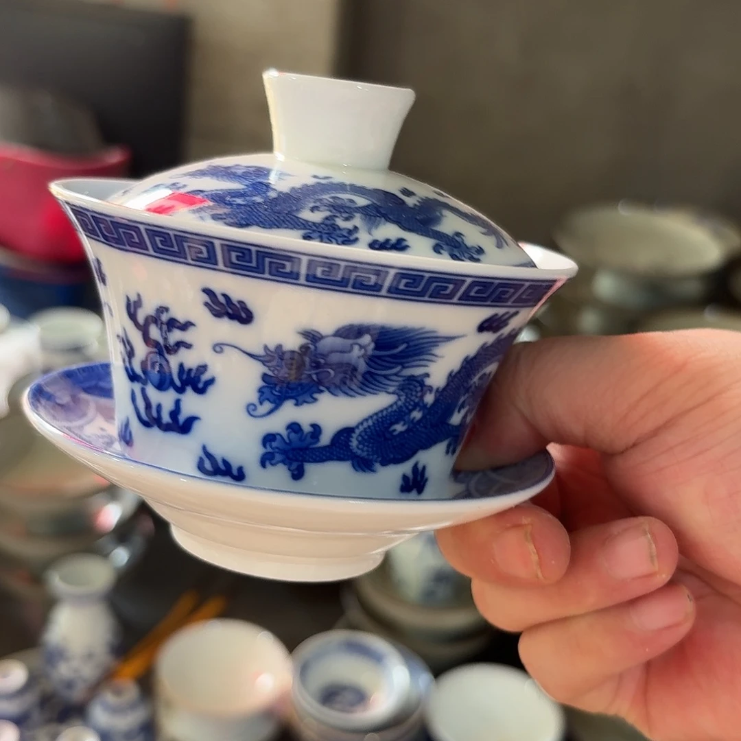 景德镇现代陶瓷工艺品