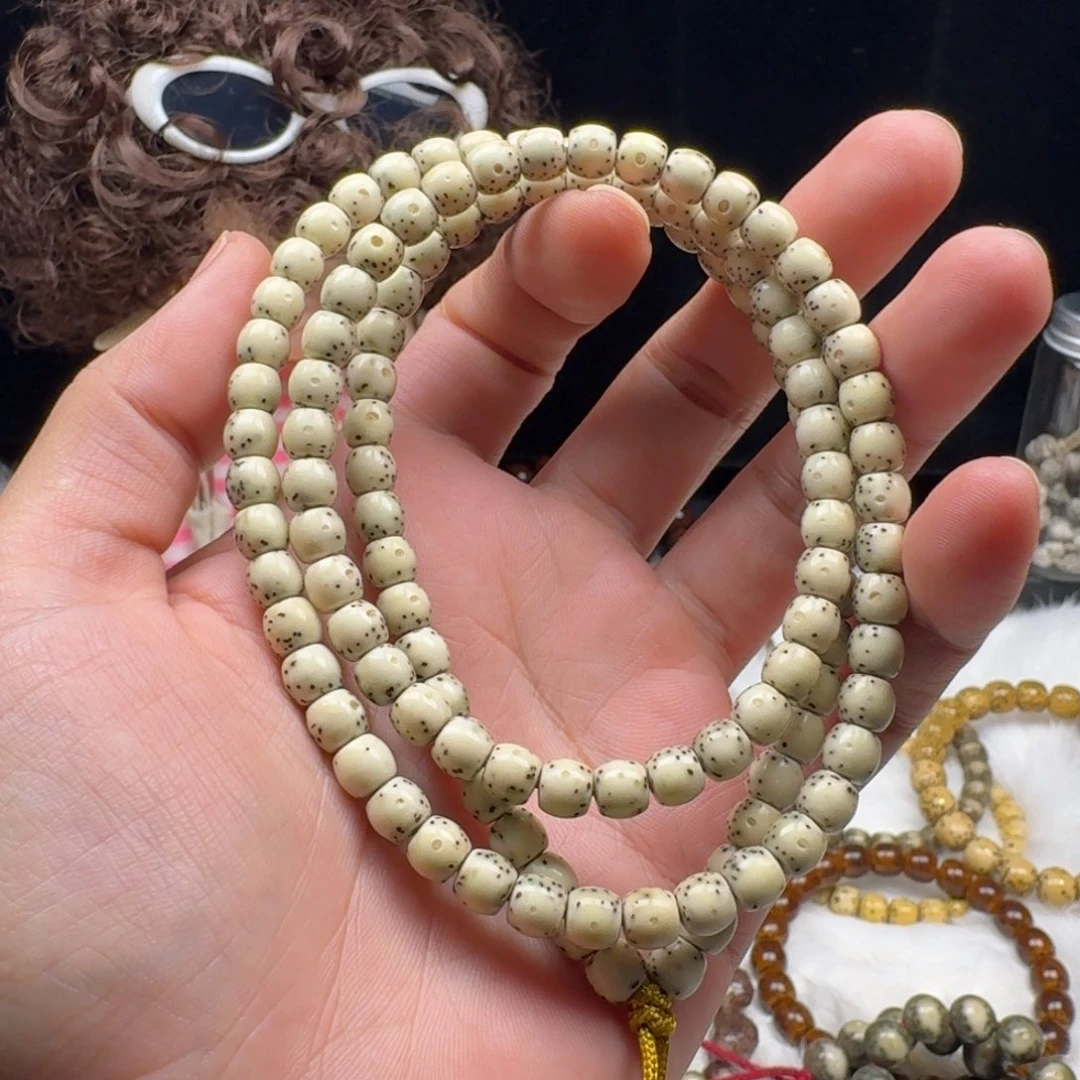 泽***林星月菩提手串6x5.5石玉108