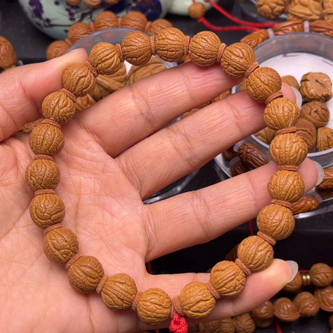 文***陈桃核吊坠龙纹桃核