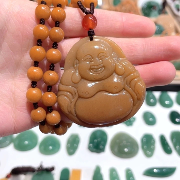 石英质玉未镶嵌颈饰