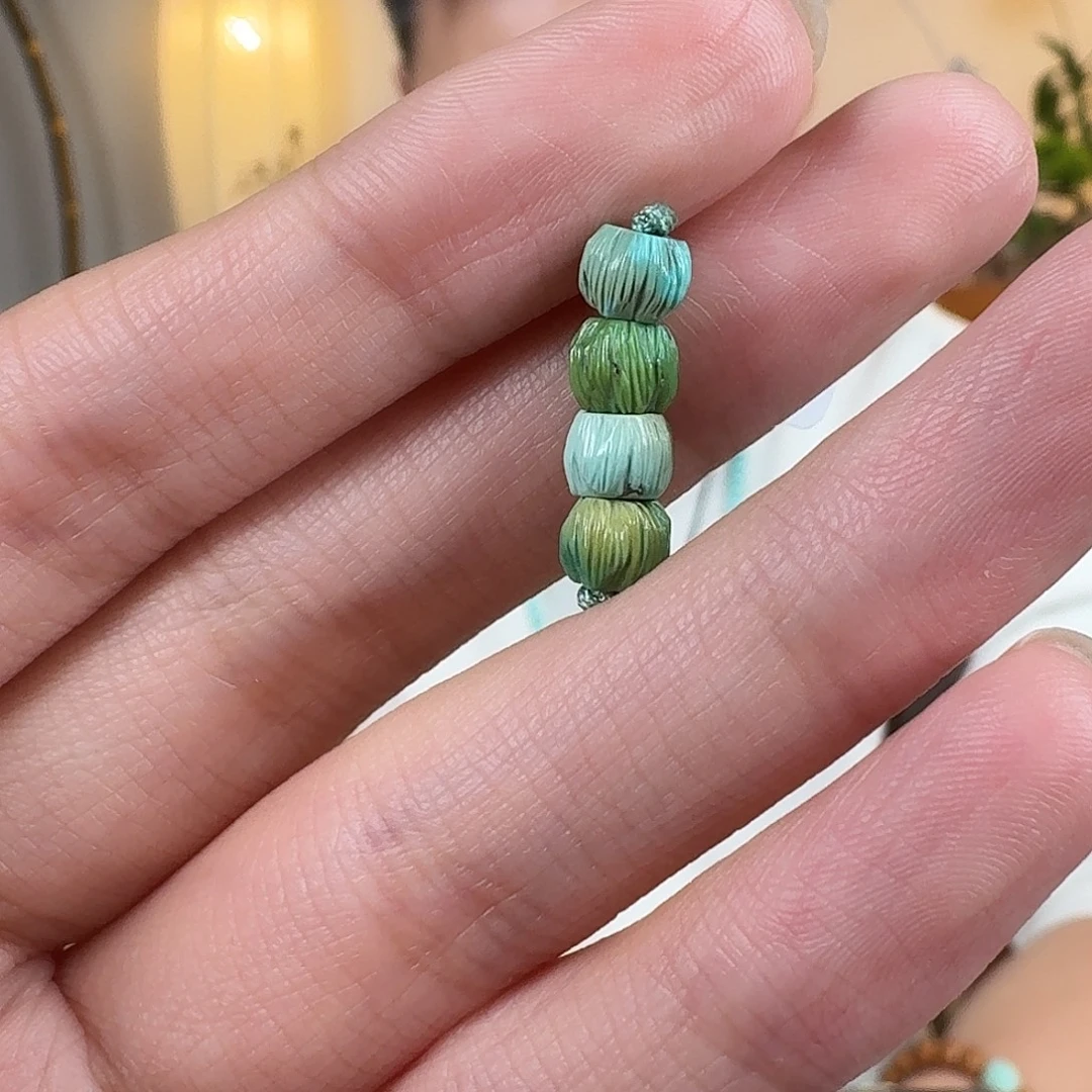 绿松石未镶嵌挂件