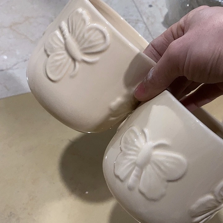 陶盆有孔 瑕疵针孔漏釉介意勿拍外口 10外高10