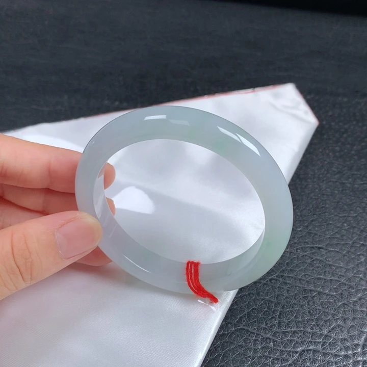****姐翡翠未镶嵌手镯