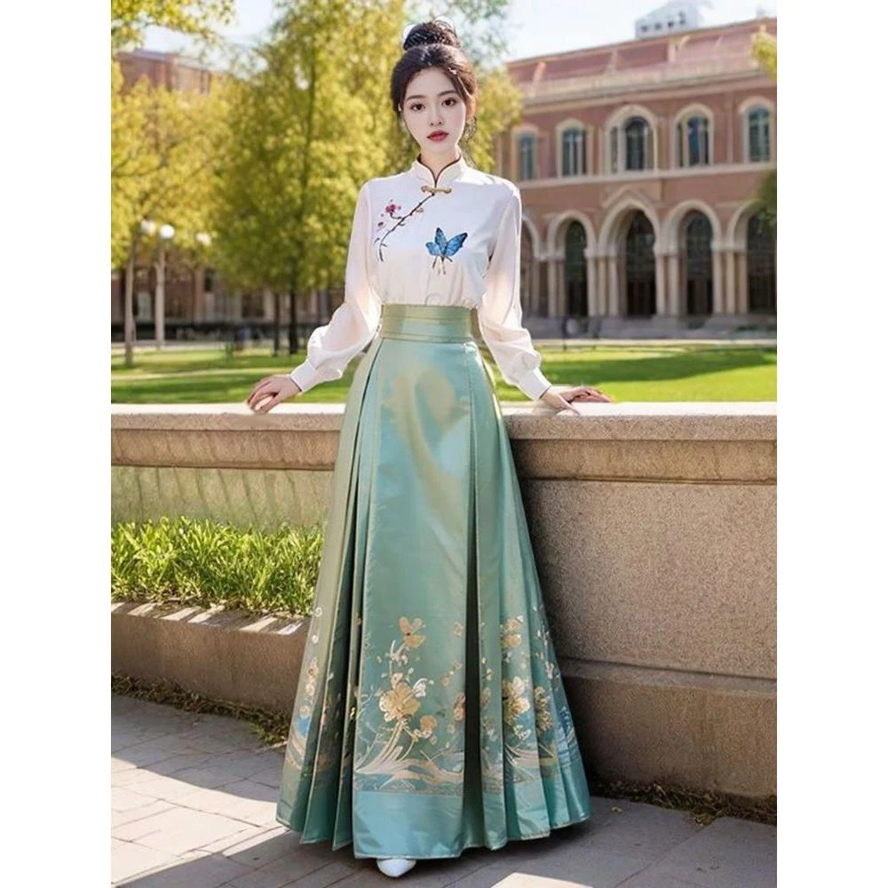 国风汉服女装绣花上衣马面裙套装2025春秋新款设计感显瘦漂亮穿搭