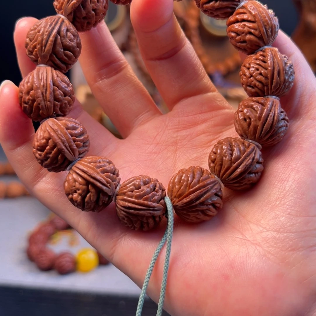 【闪购商品】桃核手串18刺龙元宝