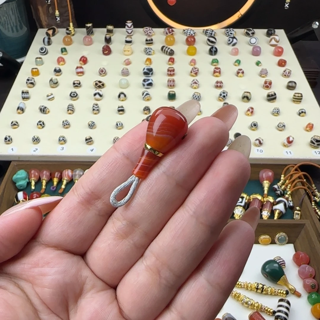 爱****玛瑙/玉髓未镶嵌单珠顶珠配珠搭配