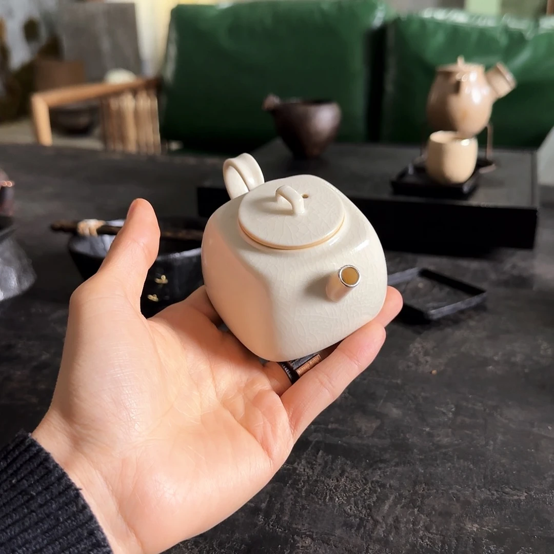 景德镇陶瓷艺术品手作