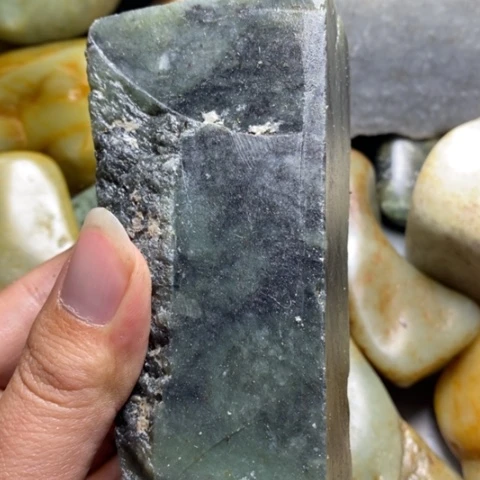 未镶嵌和田玉（糖玉）挂件