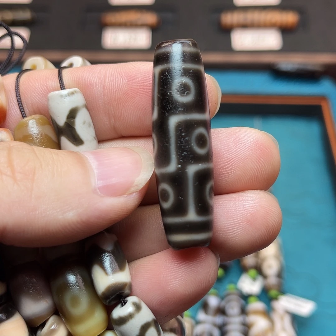 月***辰玛瑙/玉髓未镶嵌珠宝半成品