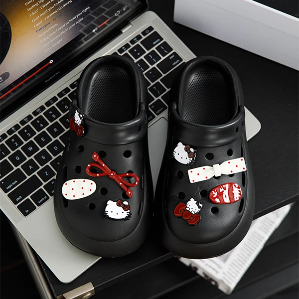 百搭可爱洞洞鞋女款夏季新款卡通KT外穿休闲厚底防滑网红包头拖鞋