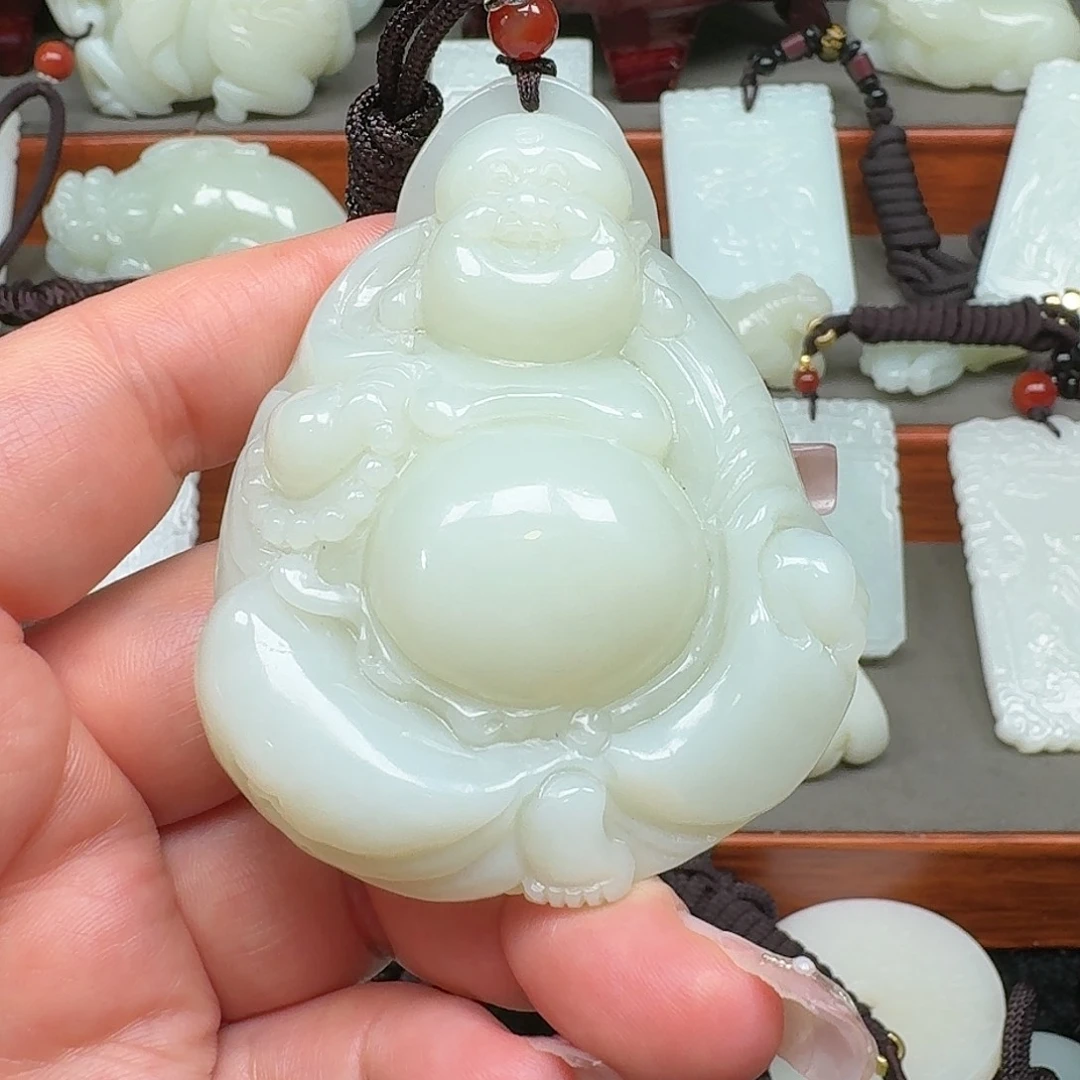 龙***下和田玉未镶嵌把件