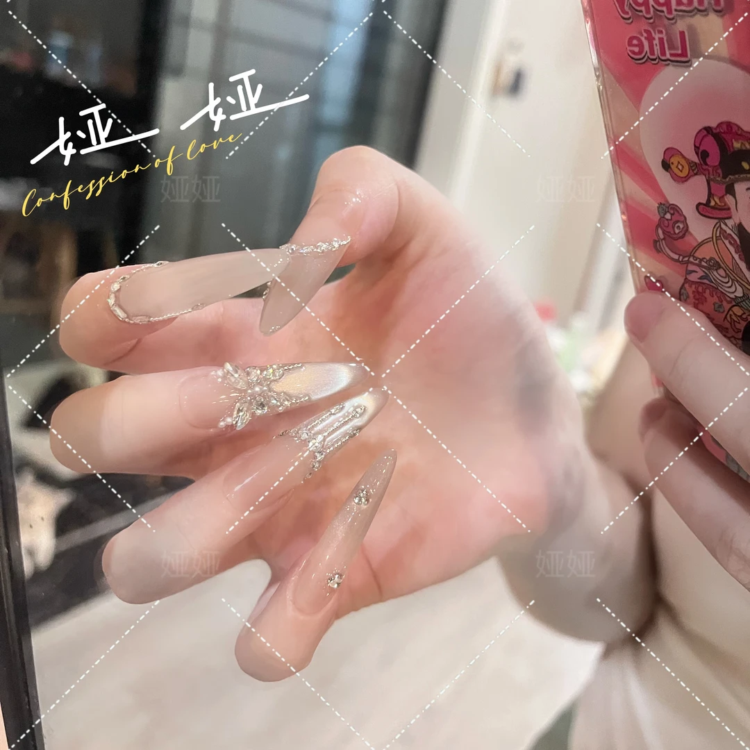 【千娇百媚】高级感显白蝴蝶长款重工珍珠细闪纯手工穿戴式猫眼美甲