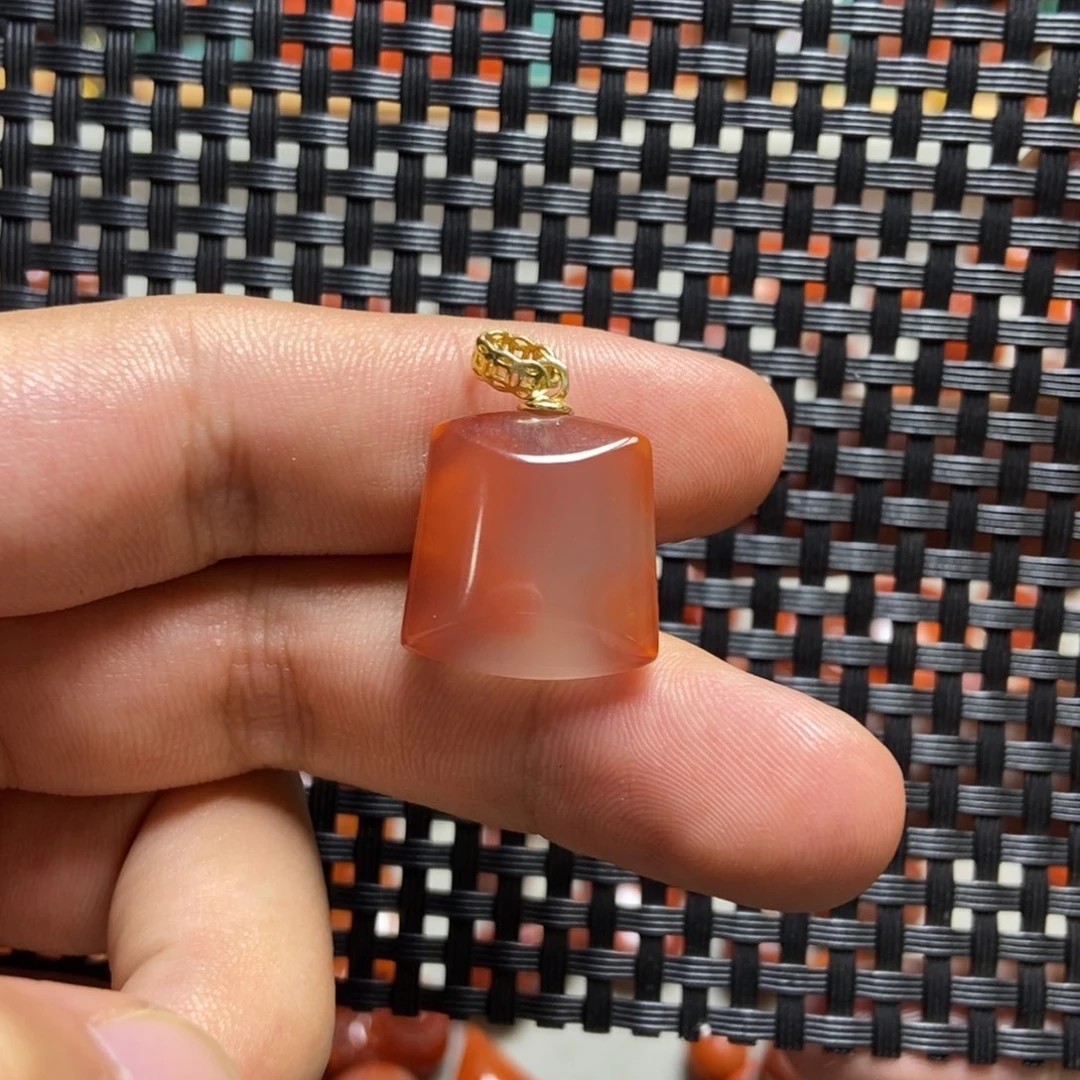 南红玛瑙未镶嵌吊坠(不含链)鑫*